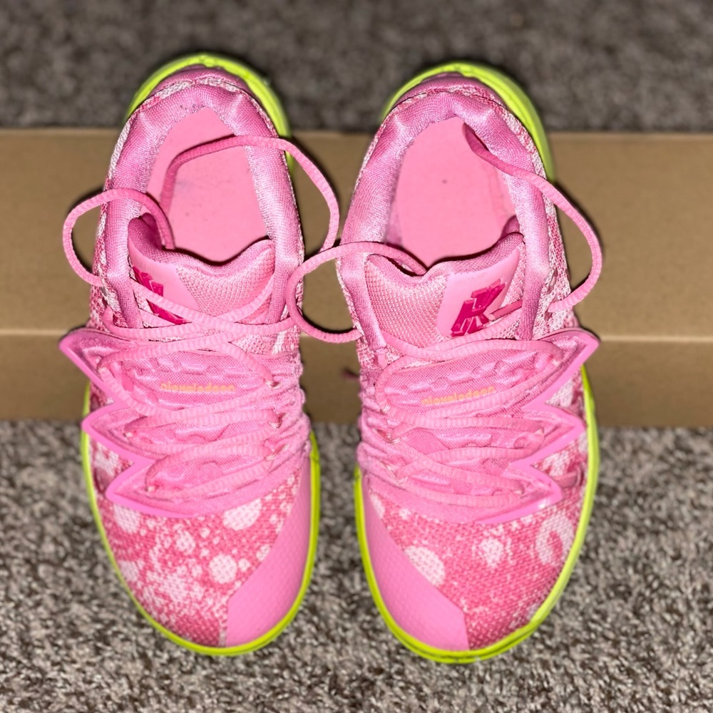 Nike “Patrick Star” Kyrie 5